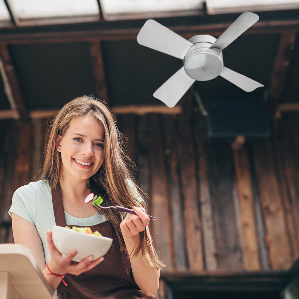 Socket Fanlight: frescura + luz en un solo giro